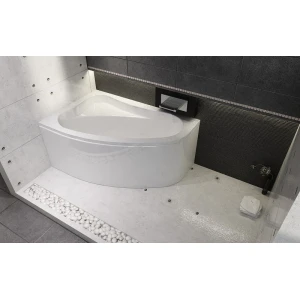 Акриловая ванна RIHO Lyra 140x90 R без гидромассажа B019001005