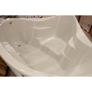 Ванна из литьевого мрамора Цвет и Стиль Бореаль 140x140